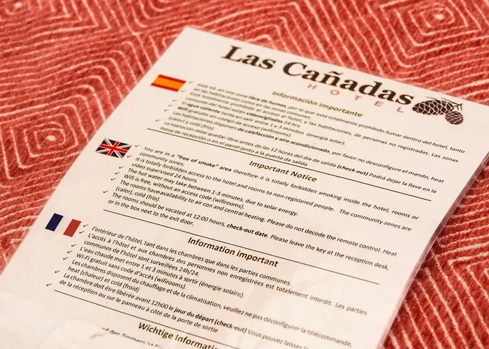 酒店 拉斯卡纳达斯酒店 *