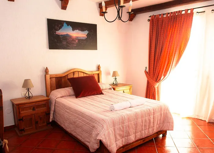 拉斯卡纳达斯酒店 * La Esperanza (Tenerife)