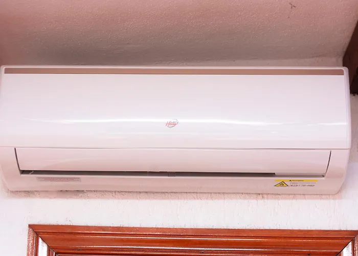 拉斯卡纳达斯酒店 *