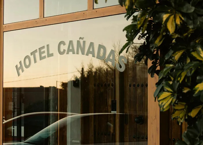 Otel Canadas