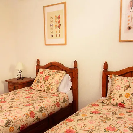 拉斯卡纳达斯酒店 *