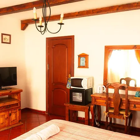 拉斯卡纳达斯酒店 * La Esperanza (Tenerife)