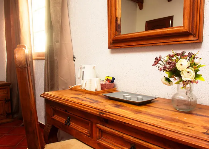 拉斯卡纳达斯酒店 酒店 *